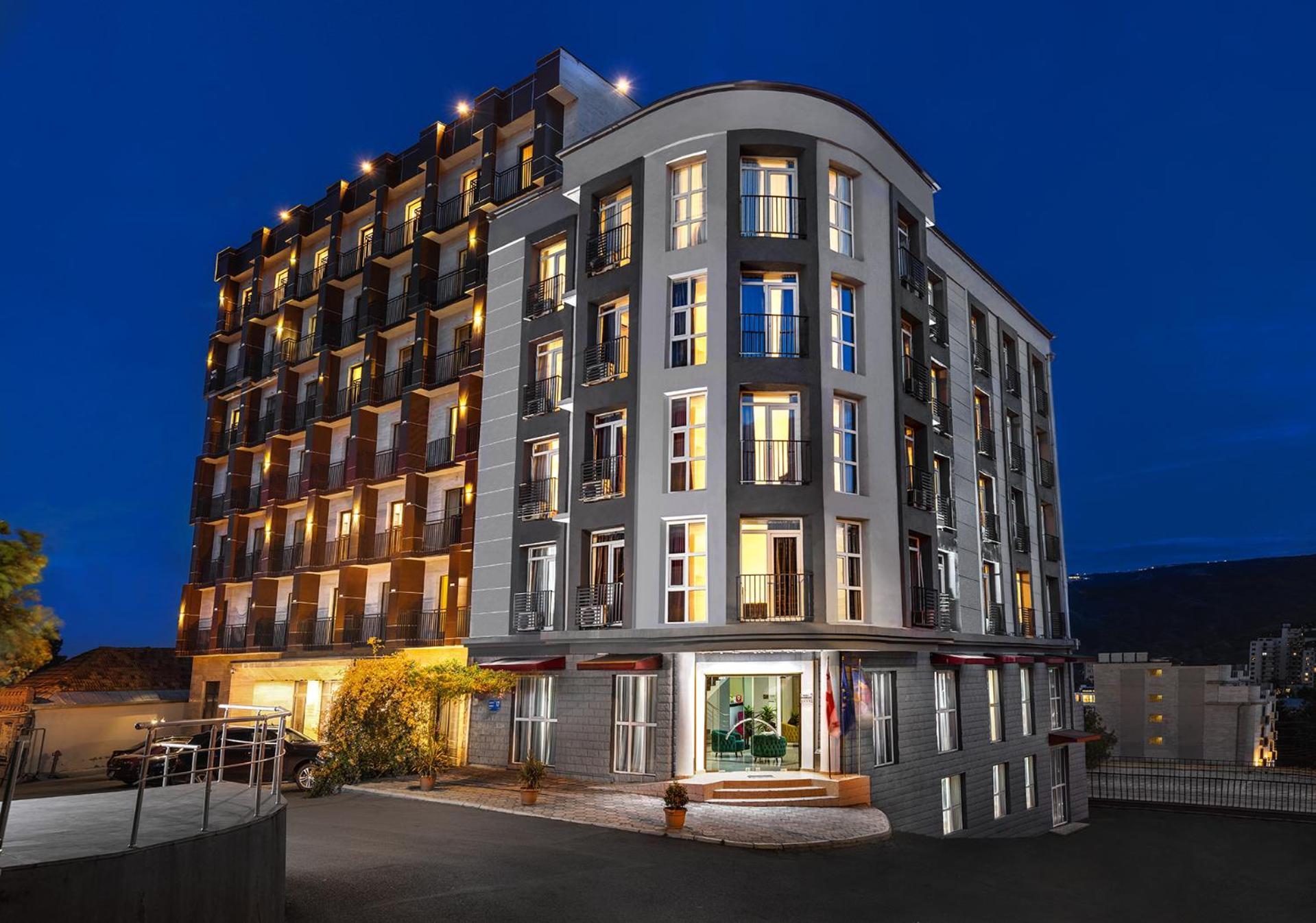 Hotel Grand Palace Tbilisi ภายนอก รูปภาพ