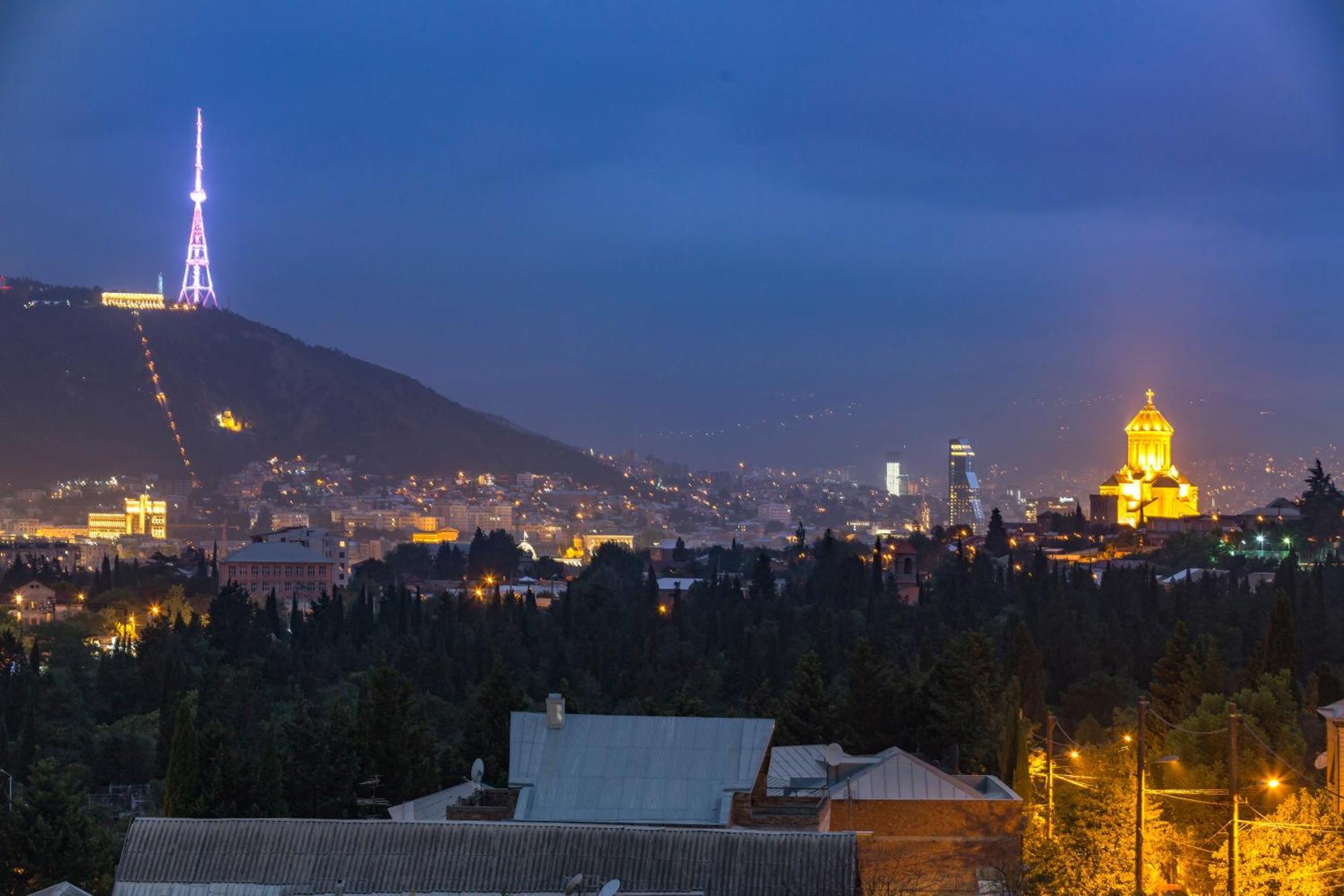 Hotel Grand Palace Tbilisi ภายนอก รูปภาพ